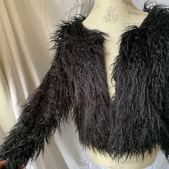 LF FAUX FUR JACKET - Picture 2 of 5